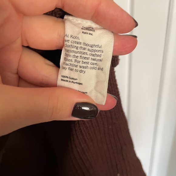 KOTN Half-Zip Sweater in Umber - Picture 5 of 5